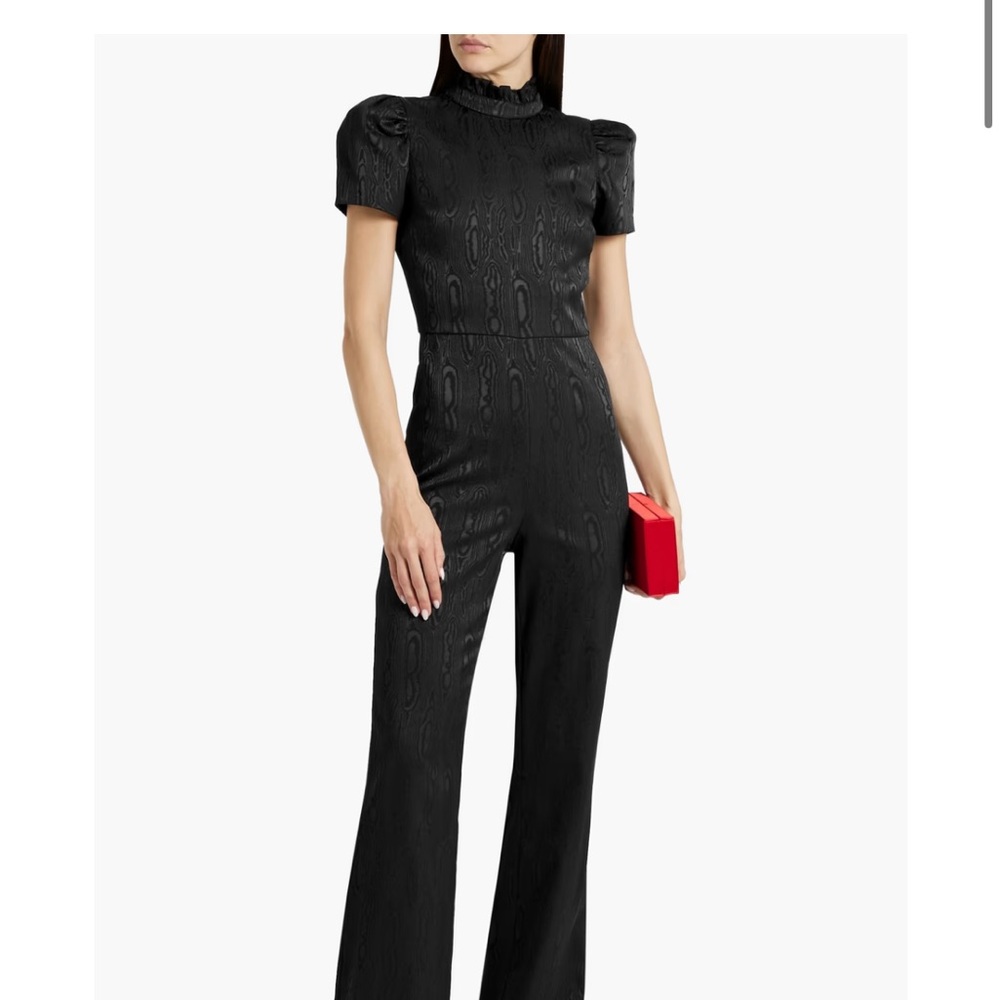 Alice + Olivia Black Jumpsuit with Elegant Wide-Leg Design